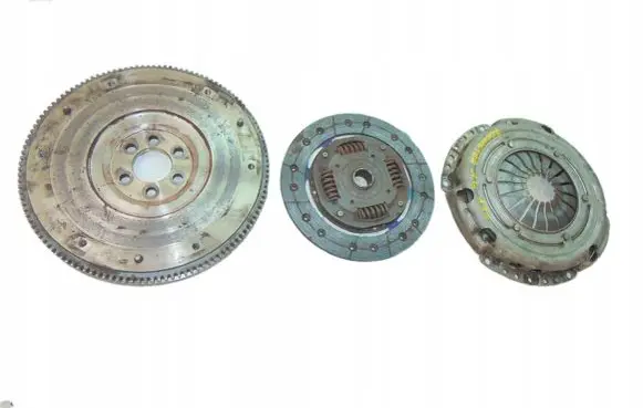 Skoda Roomster (5J) Clutch set kit 030105271D