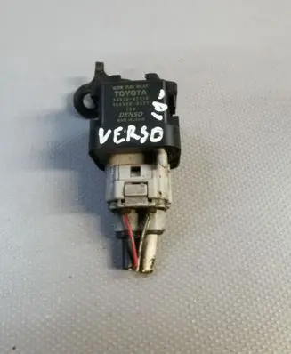 Toyota Verso Glow plug pre-heat relay 2861067010