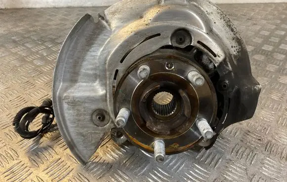 Land Rover Range Rover Evoque L538 Front wheel hub FK722K005BD