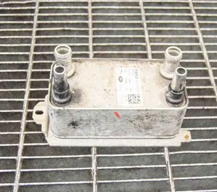 Jaguar F-Pace Gearbox / Transmission oil cooler X6003001 AW837A095AA