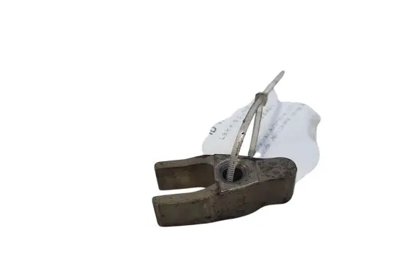 Mercedes-Benz E W213 Fuel Injector clamp holder