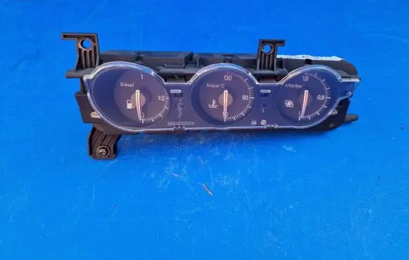 Alfa Romeo Brera Clock 50501103 A2C53114629