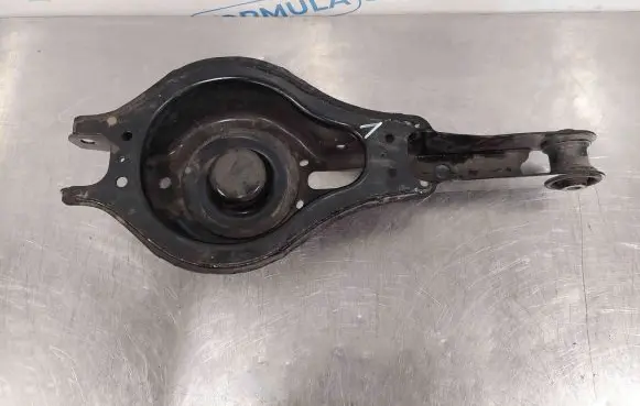 Toyota Sienna XL40 IV Rear suspension control arm XZZY