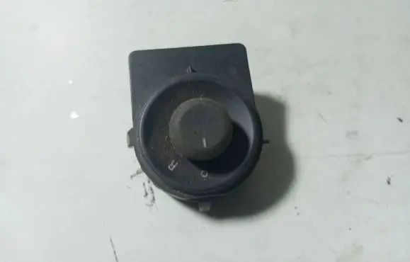 Opel Astra J Wing mirror switch