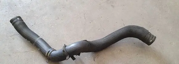 Renault Megane III Engine coolant pipe/hose