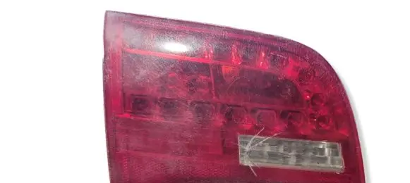 Audi A6 S6 C6 4F Tailgate rear/tail lights 4F9945093A 8937113
