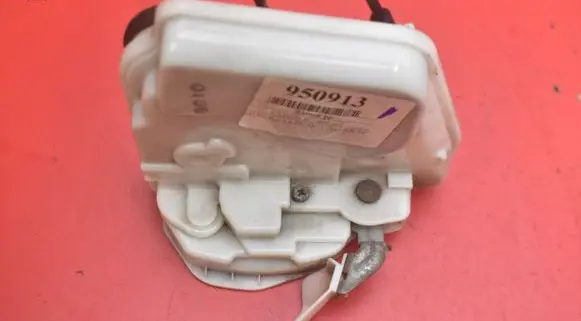 Front door lock