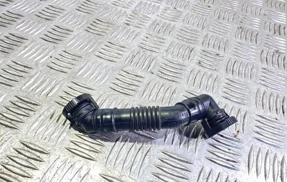 Volkswagen Golf V Breather hose/pipe 03G103493D