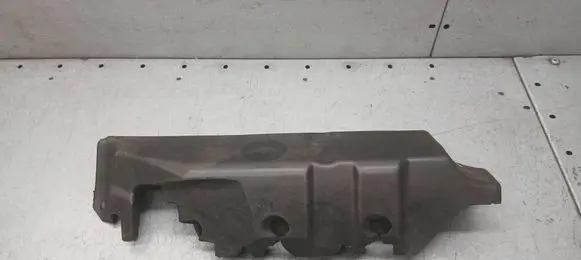 Volvo V60 Heat shield in engine bay AV6Q9U550BB