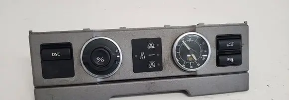 Land Rover Range Rover L322 Clock YUL000032PUY H16000500060 084429