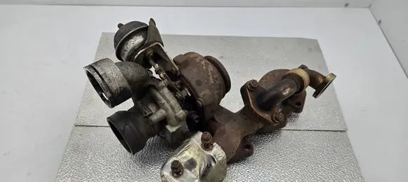 Audi A3 S3 8P Turbo 03G253019A