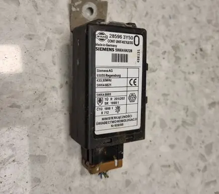 Audi A6 S6 C6 4F Door central lock control unit/module 285963Y50 5WK48821 5WK46472B