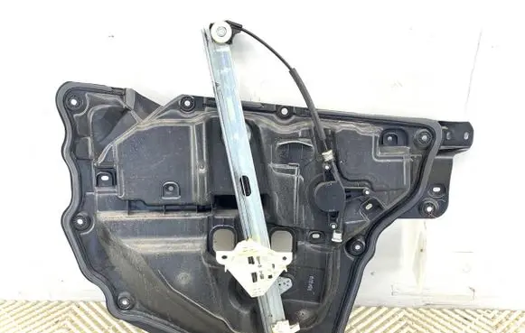 Mazda CX-5 Front door window regulator with motor 