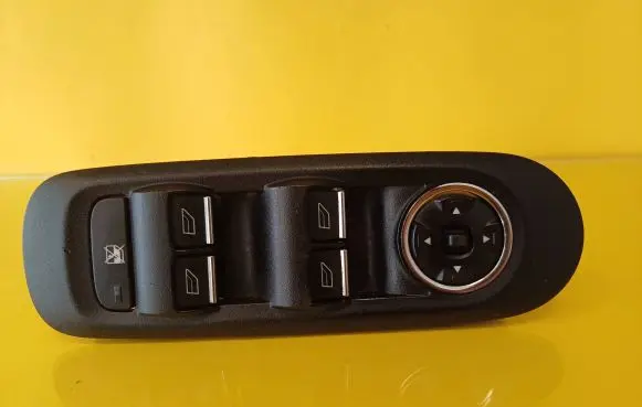 Ford Mondeo MK IV Electric window control switch 7S7T14A132AB