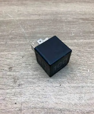 Volkswagen Golf IV Other relay 7M0951253A