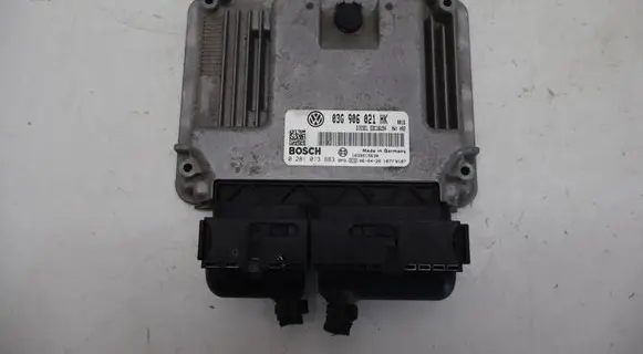 Volkswagen Touran I Engine control unit/module 03G906021HK