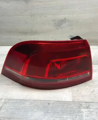 Volkswagen PASSAT B7 Rear/tail lights 3AF945095E 605001
