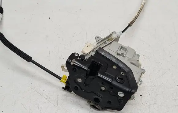 Audi Q5 SQ5 Rear door lock 8K0839016C