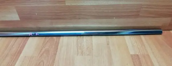Renault Espace V (RFC) Rear door glass trim molding 828216228R
