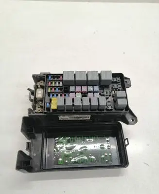 KIA Sorento Fuse module 911603E040