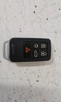 Volvo V40 Cross country Ignition key/card 30659637