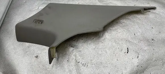 BMW 3 E90 E91 (C) pillar trim 51437117474