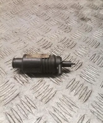 Audi A4 S4 B5 8D Windscreen/windshield washer pump 4a0955651