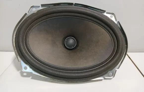 Mini One - Cooper R57 Subwoofer speaker 18820010