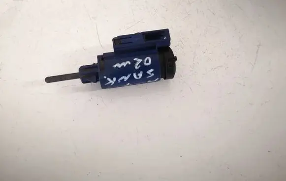 Audi A4 S4 B6 8E 8H Brake pedal sensor switch 8E0927189 19322005