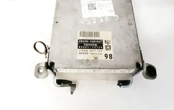 Toyota Corolla Verso E121 Engine control unit/module 8966113120 175800-5371