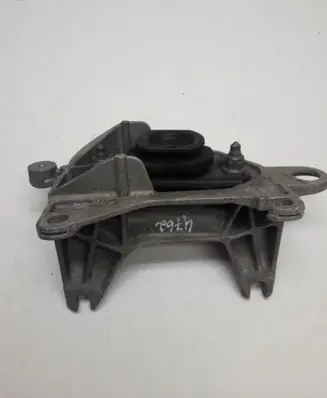 Renault Kadjar Gearbox mount 112221641R