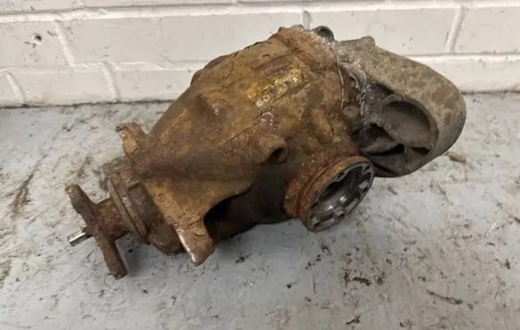 BMW X1 E84 Rear differential 7593215 7541580