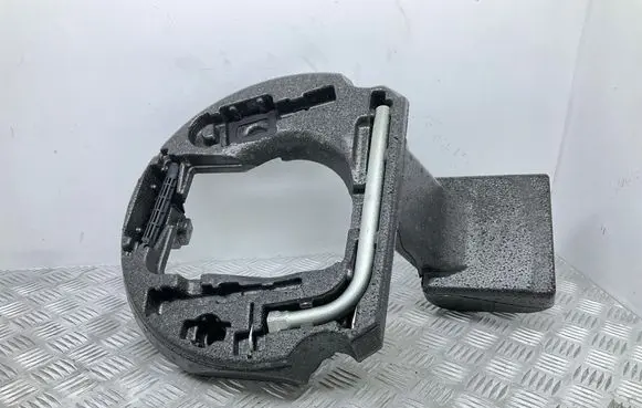 Audi A6 S6 C7 4G Tool set 4G0012109A