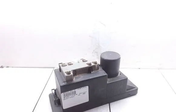 Mercedes-Benz CLK A208 C208 Central locking vacuum pump 2108001448 0132006360