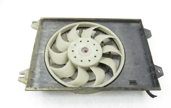 Mitsubishi Pajero Pinin Electric radiator cooling fan 