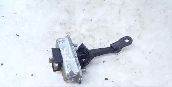 SsangYong Rexton Front door check strap stopper