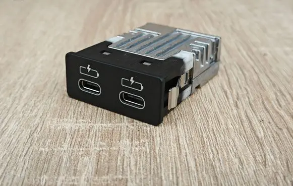 BMW X4 G02 USB socket connector 5A84160