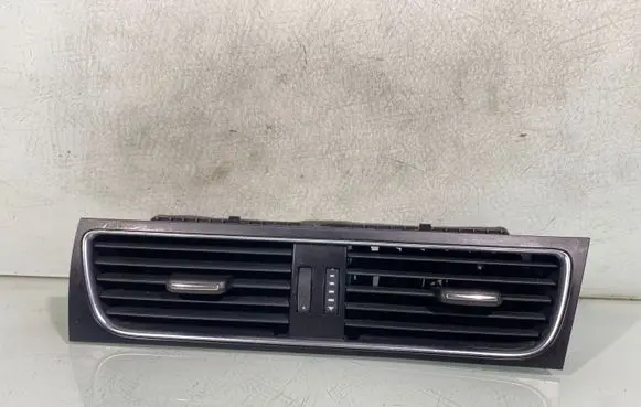 Audi A4 S4 B8 8K Dash center air vent grill 8t2820951b