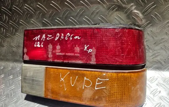 Mazda 626 Rear/tail lights 0436832R 0436832