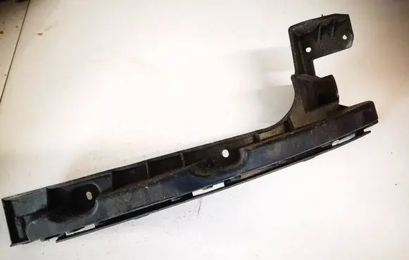 Mitsubishi Lancer X Rear bumper mounting bracket 8j0807483a