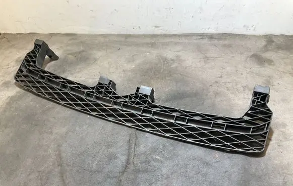Volkswagen PASSAT B7 Front bumper mounting bracket 3AA807571