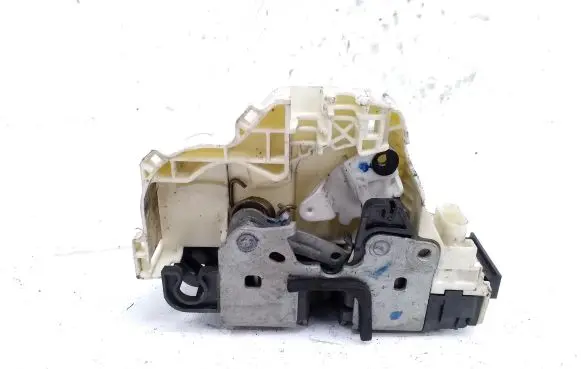 Chrysler Town & Country V Front door lock P04589694AB