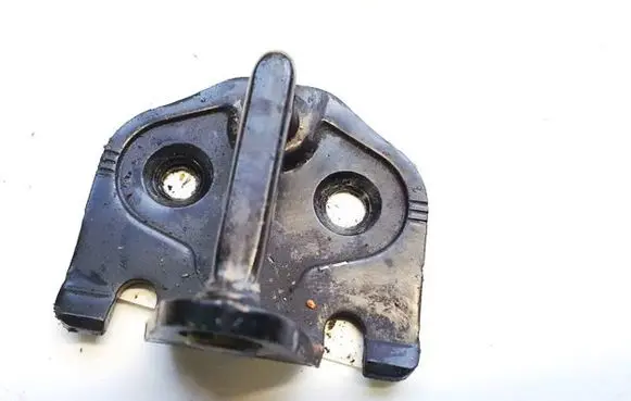 Ford Mondeo MK IV Rear door lock loop/hook striker 6g91r21982fbb 6g91-r21982-fbb