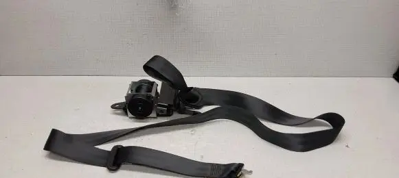 Toyota Verso Third row seat belt 733500F020 6102940 6093414