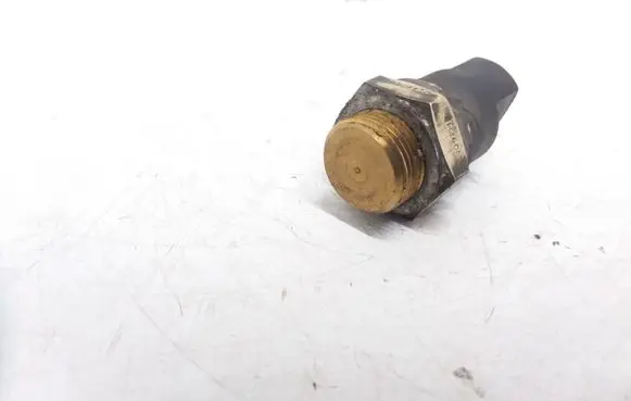 Coolant temperature sensor