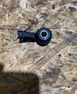 BMW 5 F10 F11 Detonation knock sensor 7577034