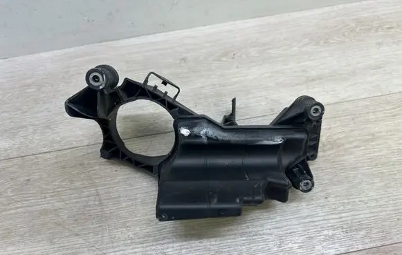 Porsche Macan (95B) Vacuum air tank 94611013077
