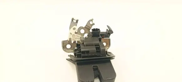 Tailgate/trunk/boot lock/catch/latch