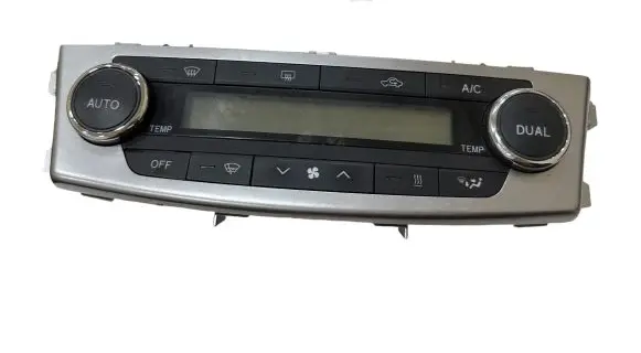 Toyota Avensis T270 Climate control unit 5590005500 13022621 066682