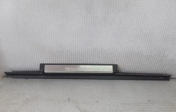 Mercedes-Benz S W220 Front sill trim cover A2206801135